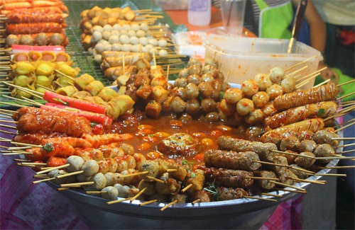 Khám phá ẩm thực đường phố ở Phuket