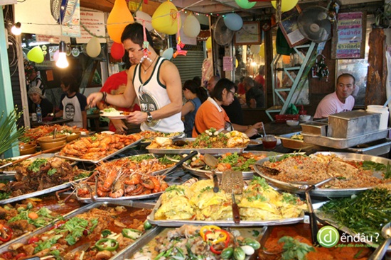 Khám phá ẩm thực đường phố ở Phuket