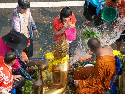 Kinh nghiệm tham giam lễ hội té nước Songkran 