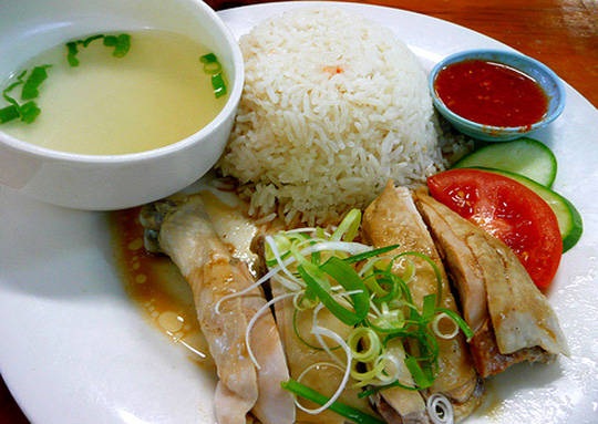 Thưởng thức hương vị ẩm thực ở singapore qua 10 món ăn ngon mới lạ