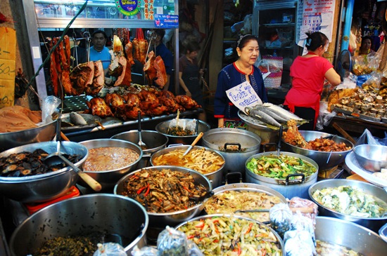 5 khu tập trung đồ ăn vặt tại Bangkok