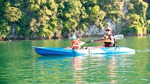 Tour Phú Quốc Chèo Kayak