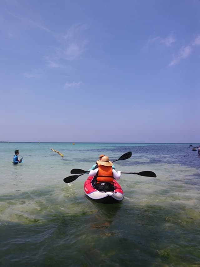 Chèo Kayak Trên Đảo Jeju Woljeongri