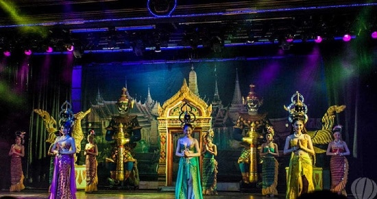 Show Golden Dome Cabaret Bangkok
